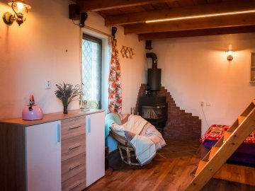 Predám chatu – Jelenec vinohrady, 1956 m²